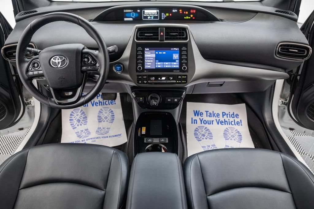 Certified 2021 Toyota Prius FWD image 22
