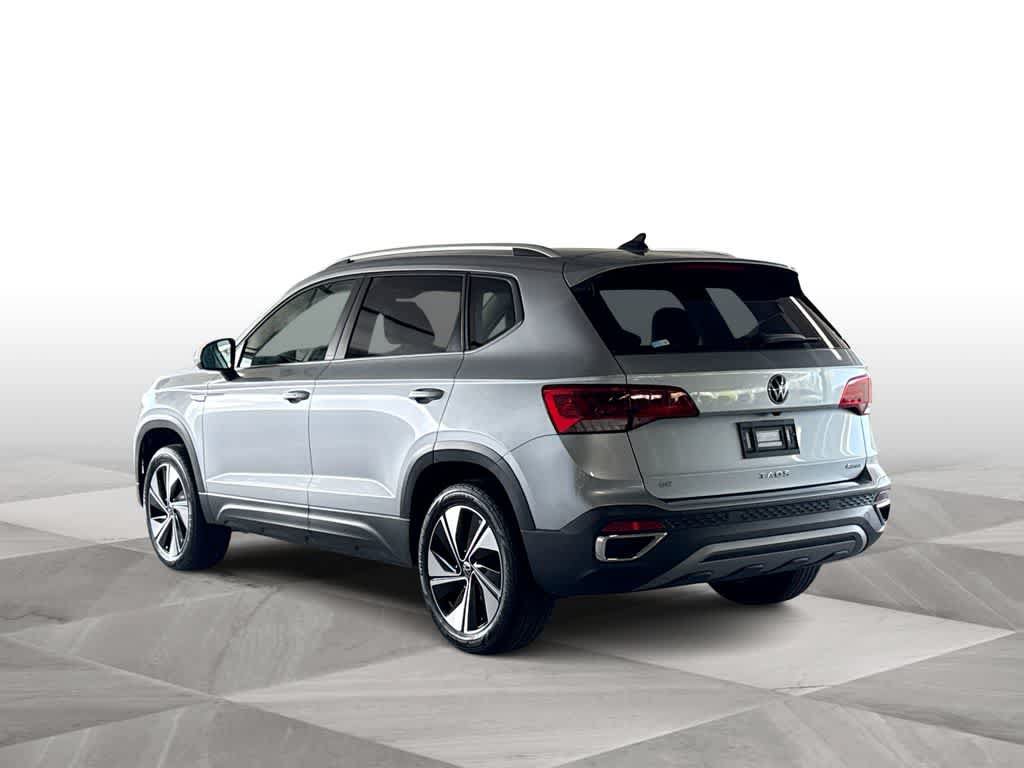Used 2024 Volkswagen Taos SE AWD/4WD image 6