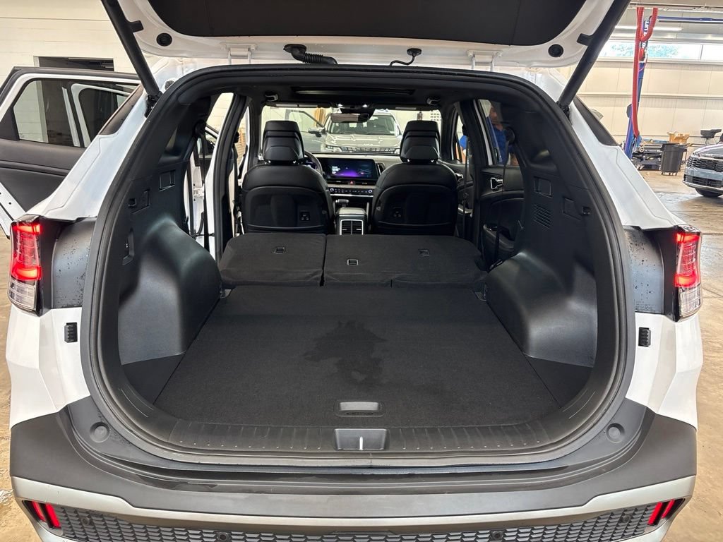 Certified 2023 Kia Sportage X-Line w/ X-Line Premium Package AWD/4WD image 20