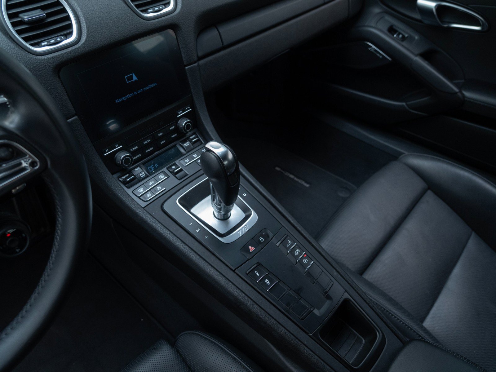 Certified 2025 Porsche 718 Cayman S RWD image 26