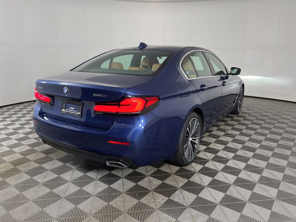 Used 2023 BMW 540i xDrive w/ Premium Package image 34