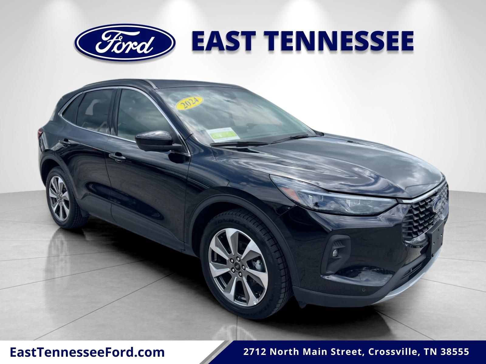 Used 2024 Ford Escape Platinum AWD/4WD image 1