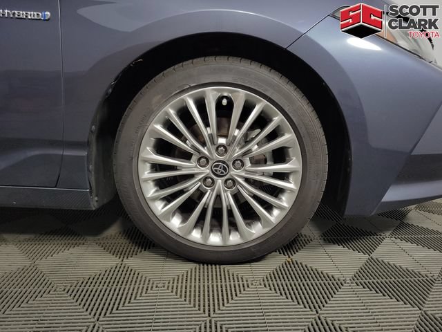 Used 2021 Toyota Avalon Limited w/ Advanced Safety Package FWD image 12