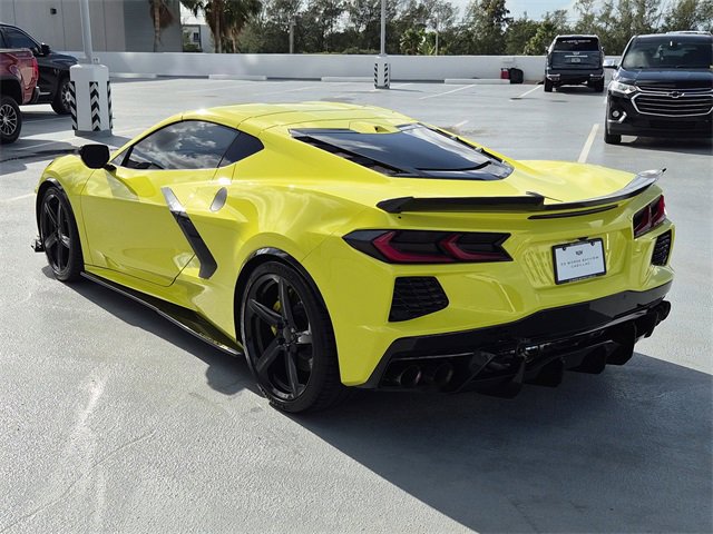 Used 2021 Chevrolet Corvette Stingray Premium Cpe w/ Z51 Performance Package image 3