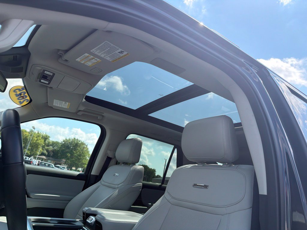 Certified 2025 Ford Expedition Max Platinum w/ Driver's Package AWD/4WD image 14