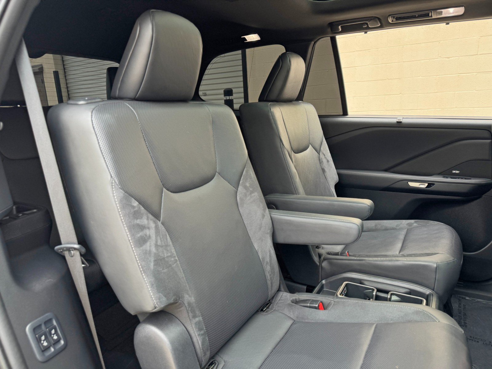 Used 2024 Lexus TX 500h AWD w/ Technology Package image 39