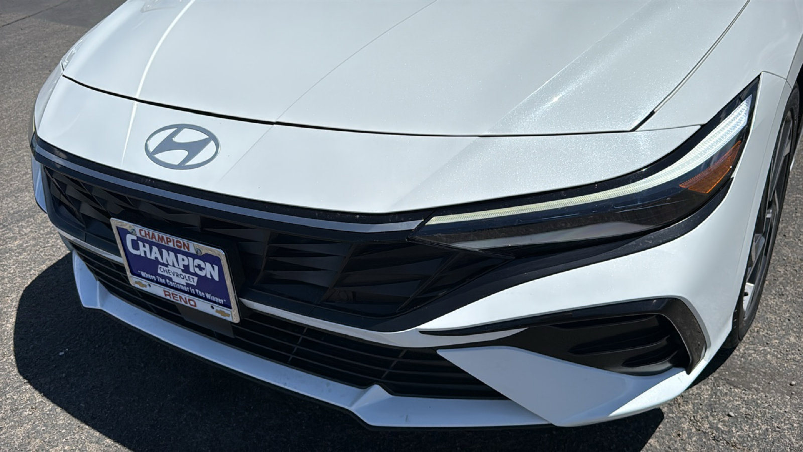 Used 2025 Hyundai Elantra SEL FWD image 9