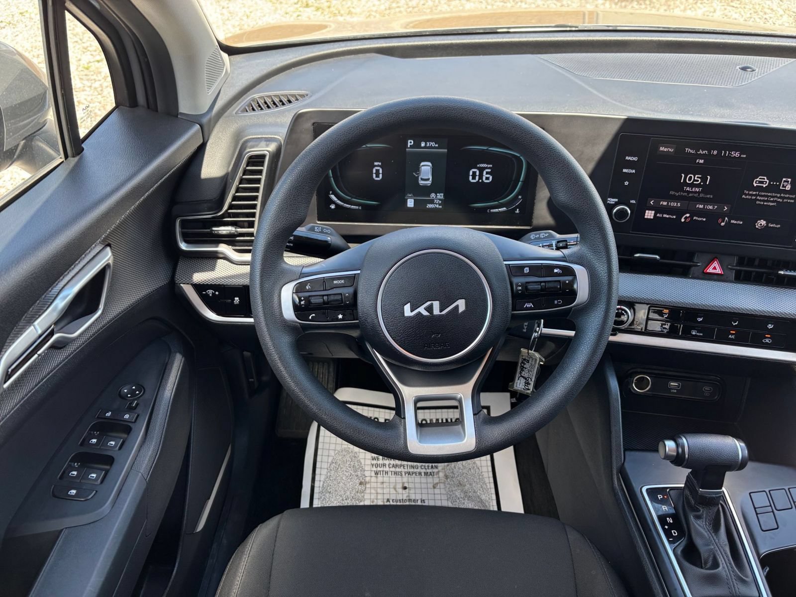 Used 2025 Kia Sportage LX FWD image 34