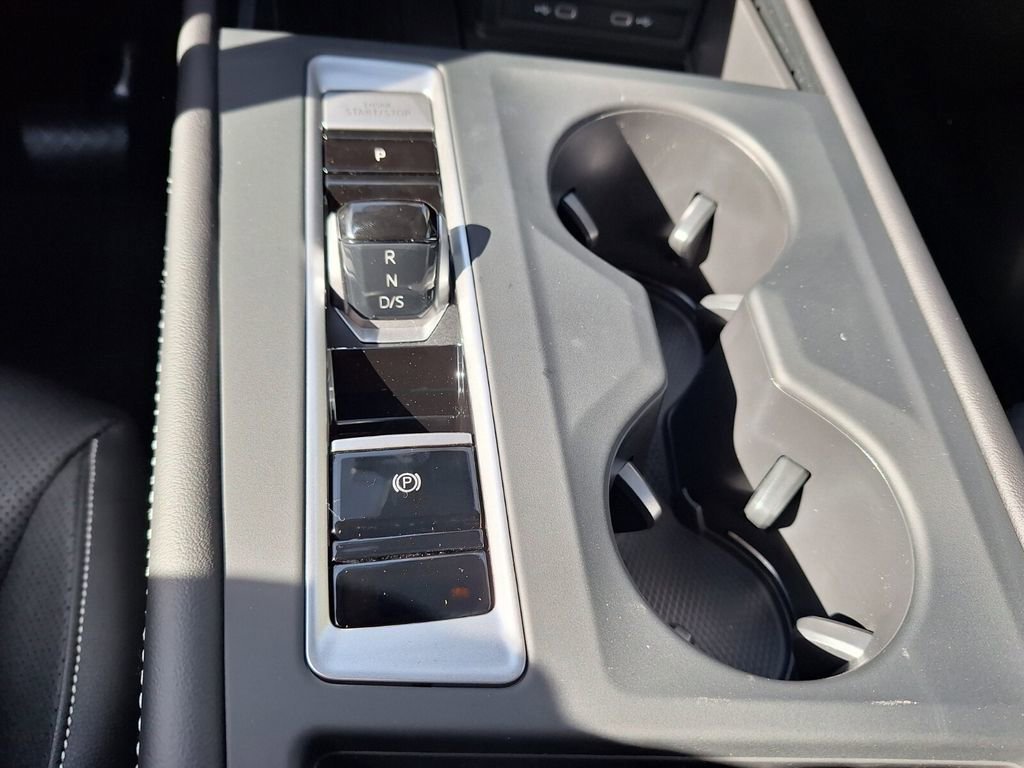 New 2026 Volkswagen Atlas SE image 18