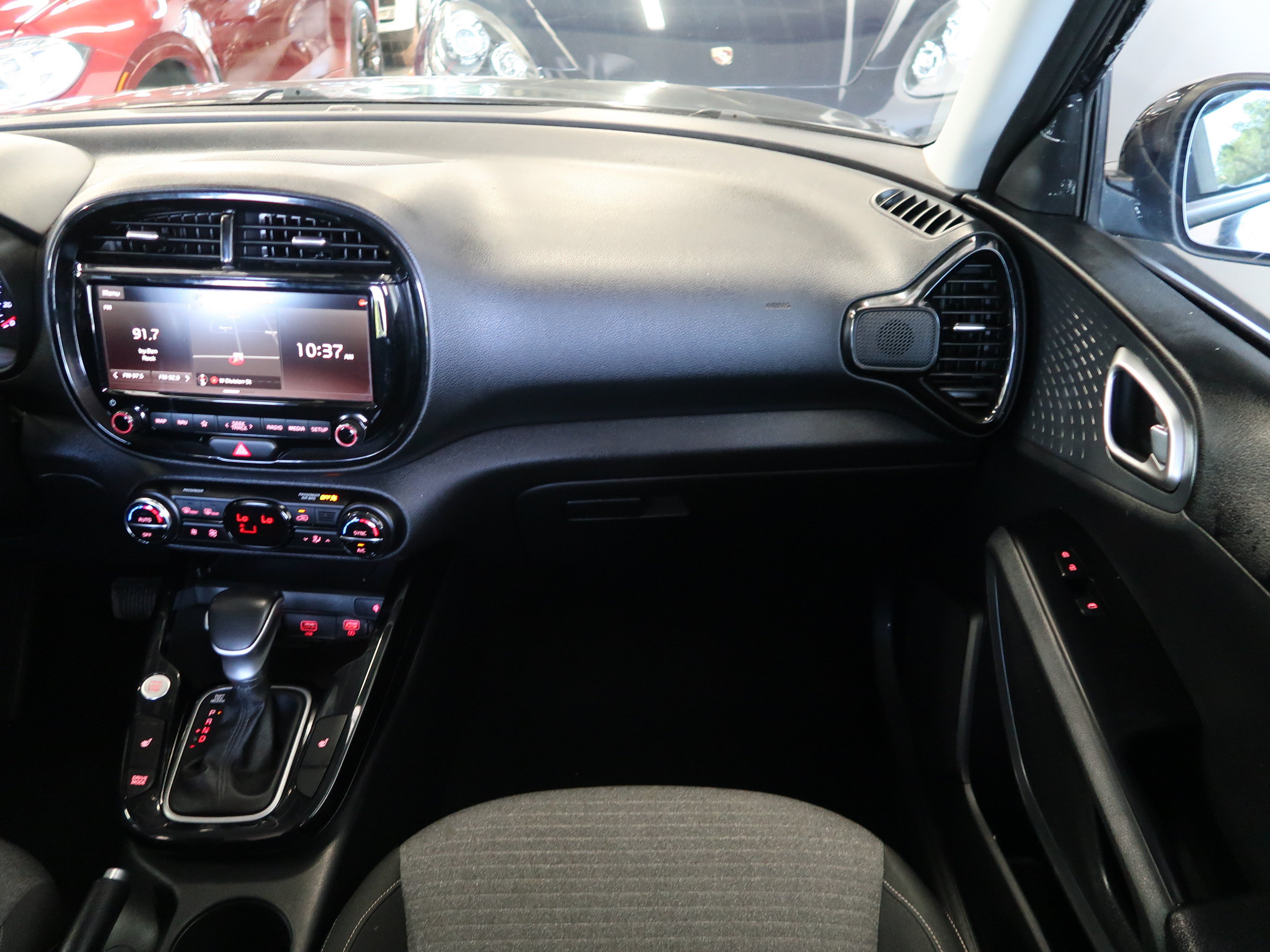 Used 2020 Kia Soul EX FWD image 14