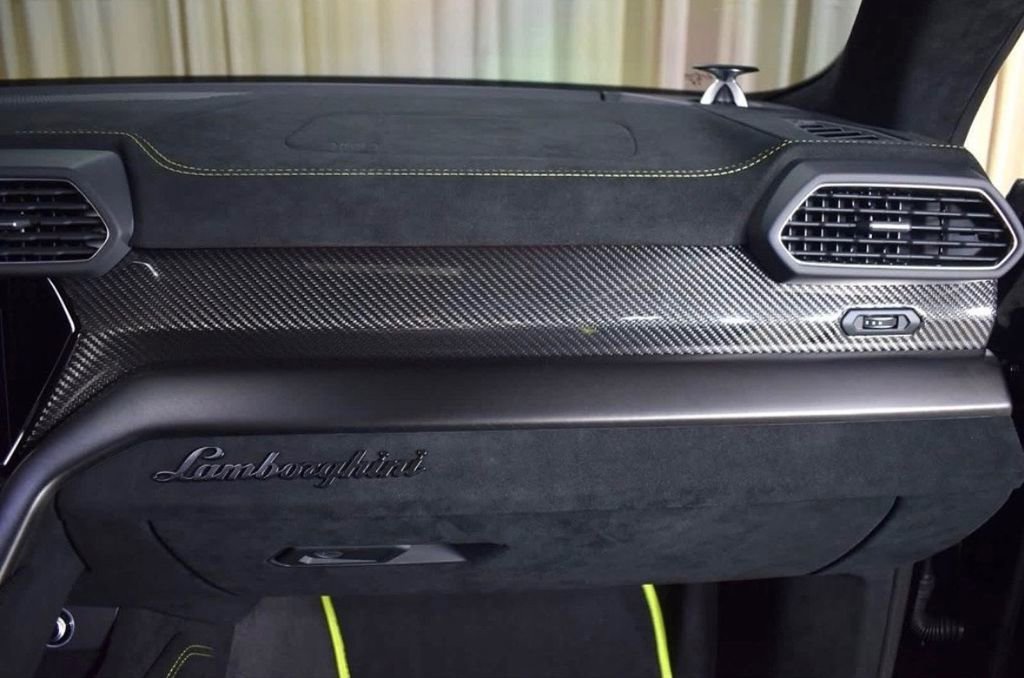 Used 2023 Lamborghini Urus Performante image 15