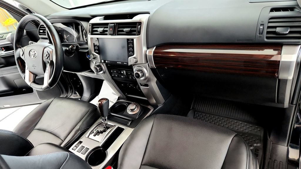 Certified 2024 Toyota 4Runner Limited AWD/4WD image 15