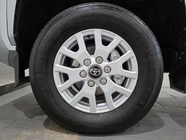 Used 2024 Toyota Tacoma SR w/ SR Upgrade Package image 22