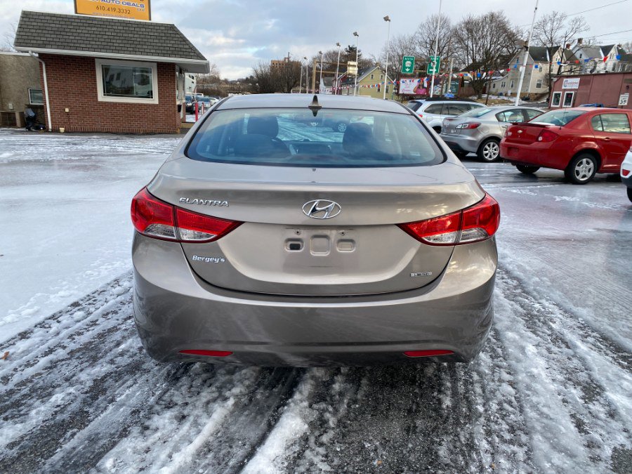 Used 2011 Hyundai Elantra Limited image 4