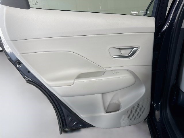 Used 2024 Hyundai Kona Limited FWD image 25