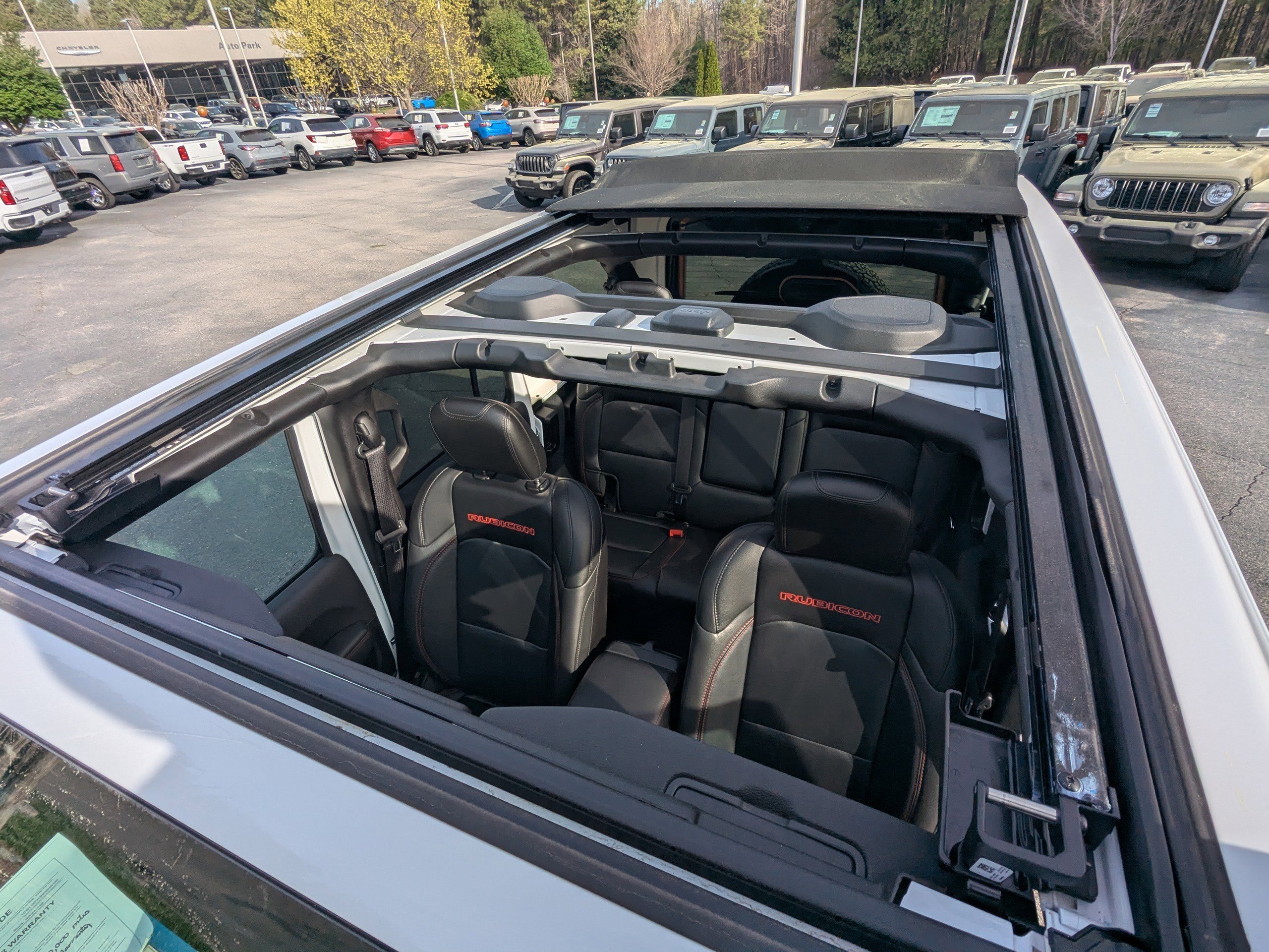 Certified 2022 Jeep Wrangler Unlimited Rubicon w/ Steel Bumper Group image 10