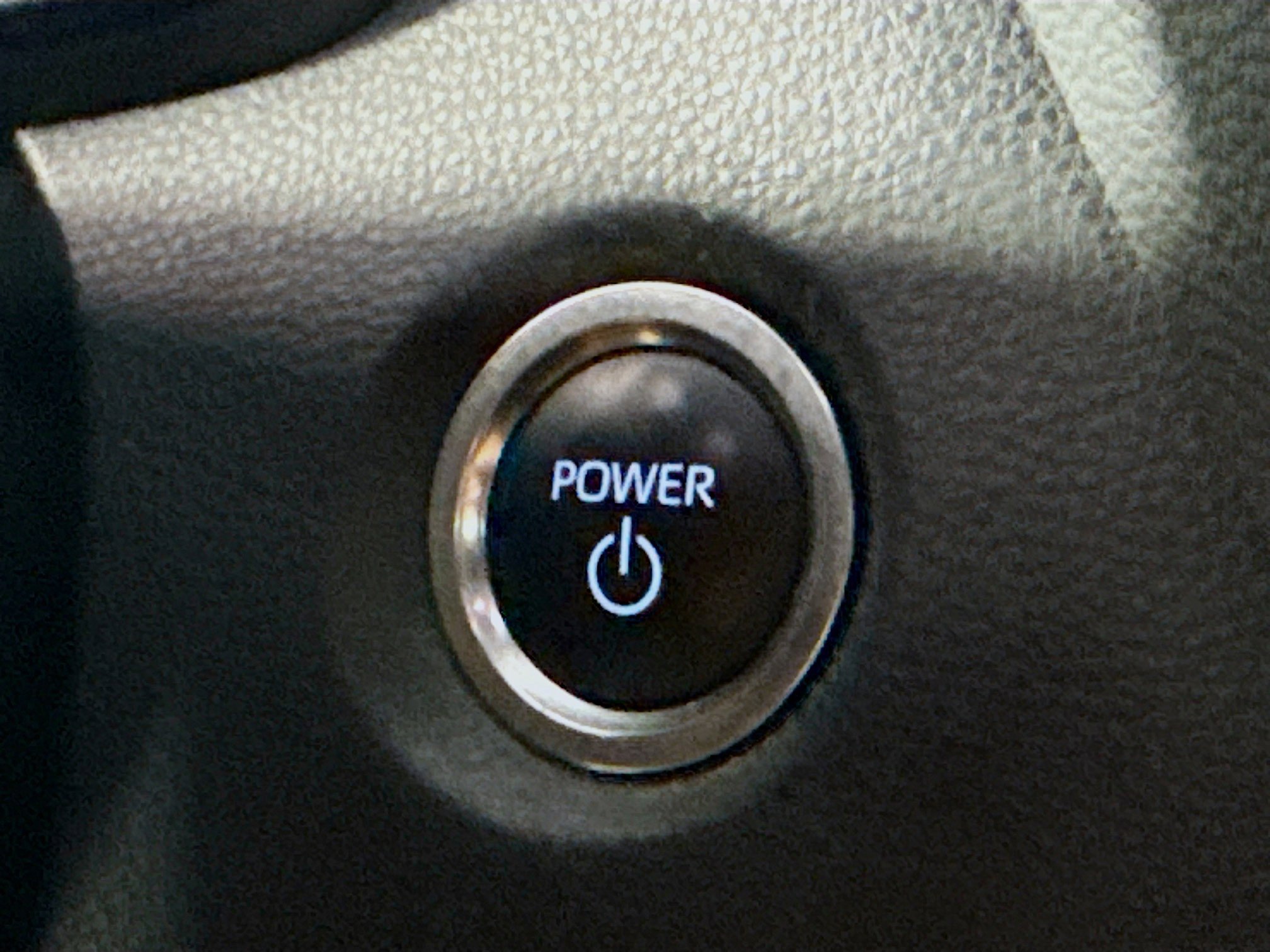 Used 2024 Toyota Corolla SE w/ Convenience Package FWD image 21