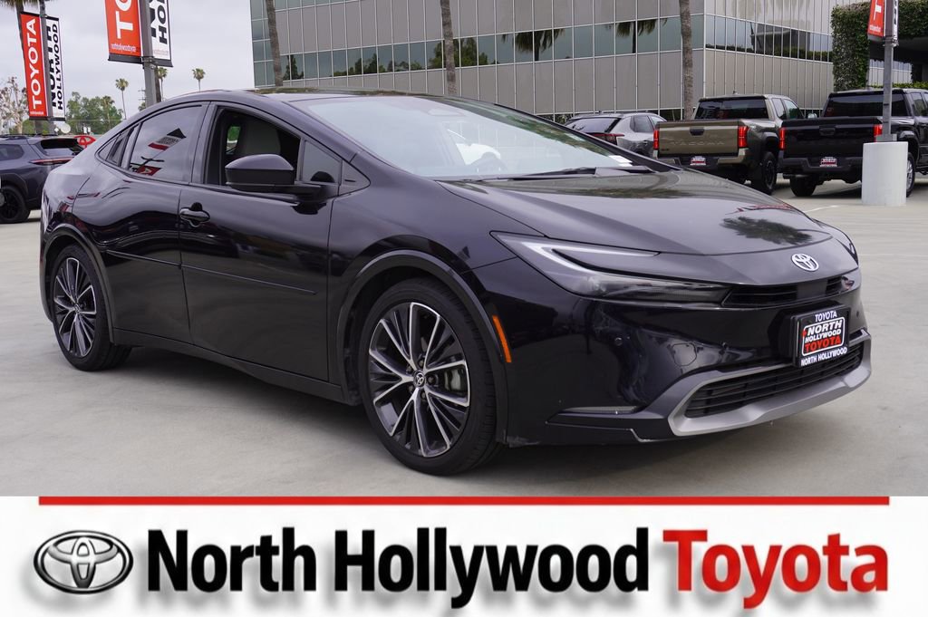 Used 2023 Toyota Prius Limited FWD image 1