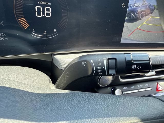 Certified 2025 Hyundai Sonata SE FWD image 30