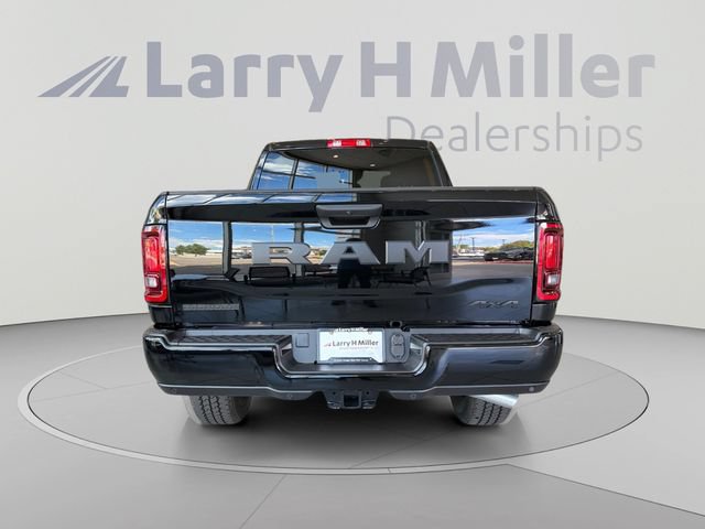 New 2026 RAM 2500 Big Horn AWD/4WD image 4