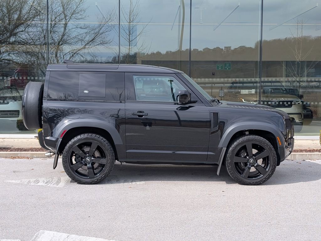 Used 2023 Land Rover Defender 90 V8 image 8