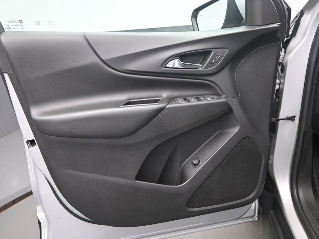 Used 2019 Chevrolet Equinox LT image 12