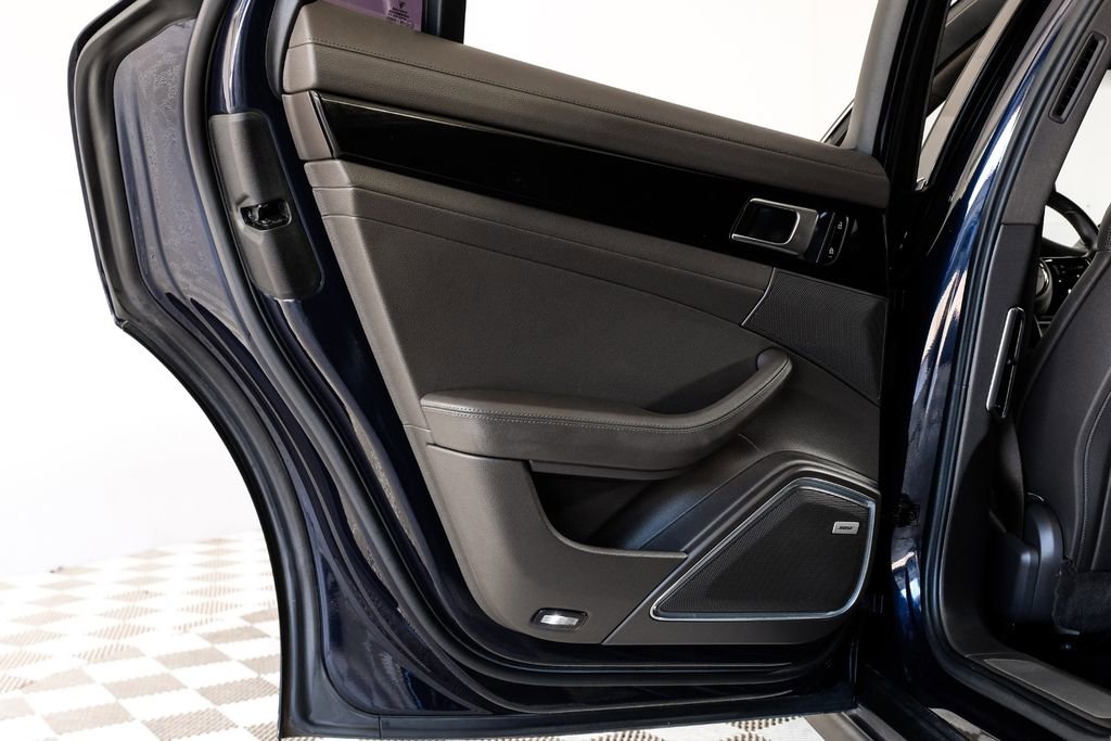Used 2021 Porsche Panamera image 51