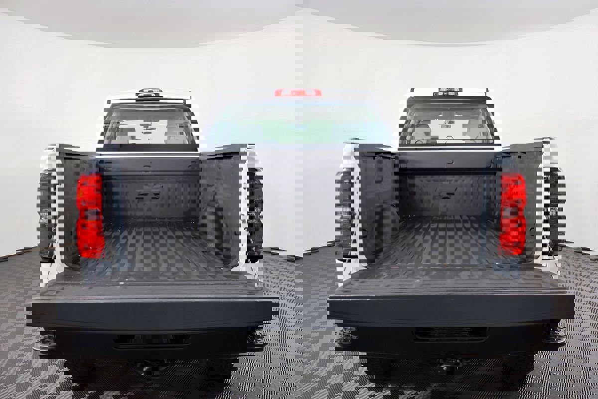 Used 2018 Chevrolet Silverado 1500 W/T AWD/4WD image 11