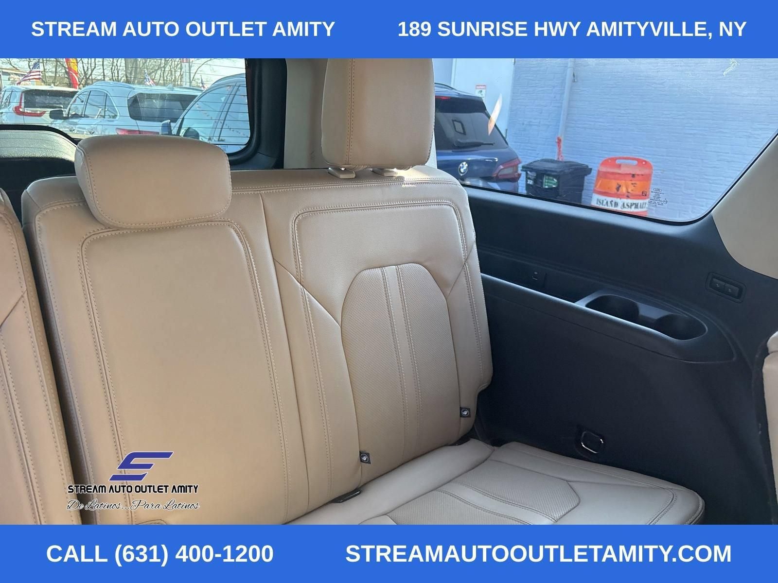 Used 2022 Ford Expedition Max Limited AWD/4WD image 24