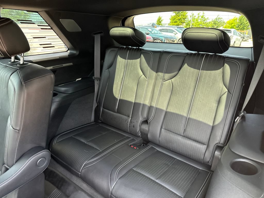 Used 2026 Cadillac Vistiq Sport w/ LPO, Floor Liner Package AWD/4WD image 37
