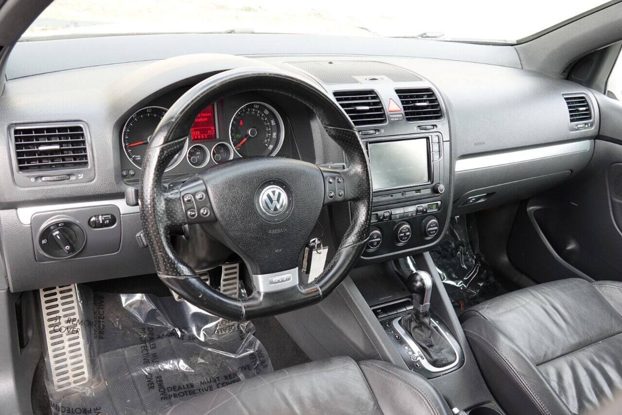 Used 2007 Volkswagen GTI 4-Door FWD image 48