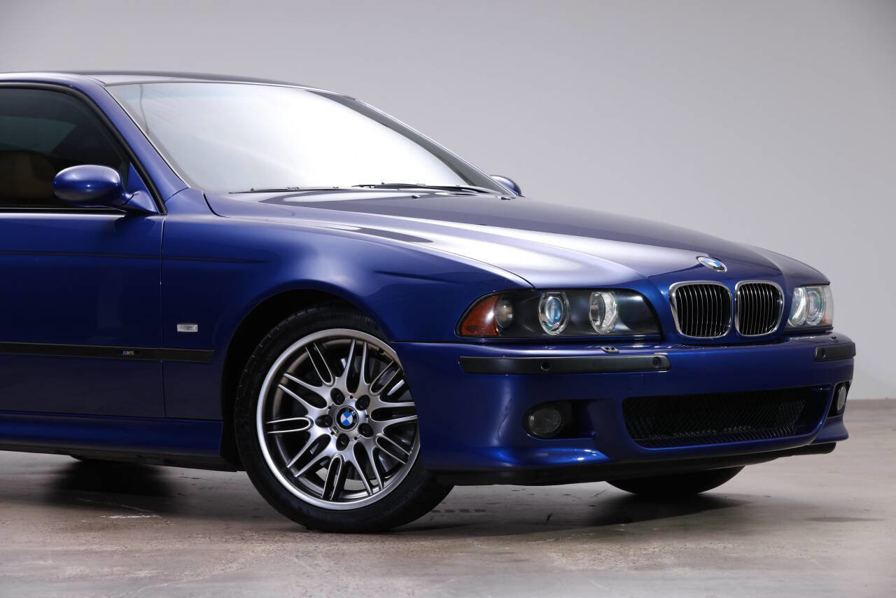 Used 2002 BMW M5 image 9