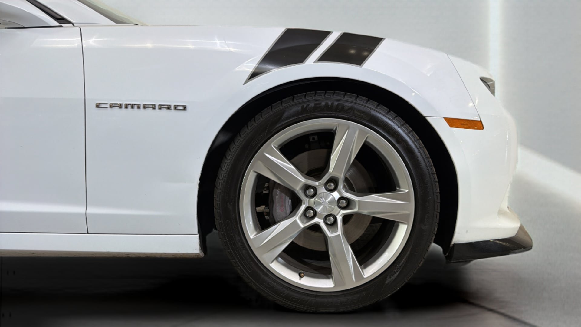 Used 2015 Chevrolet Camaro SS w/ LPO, Black Appearance Package RWD image 34