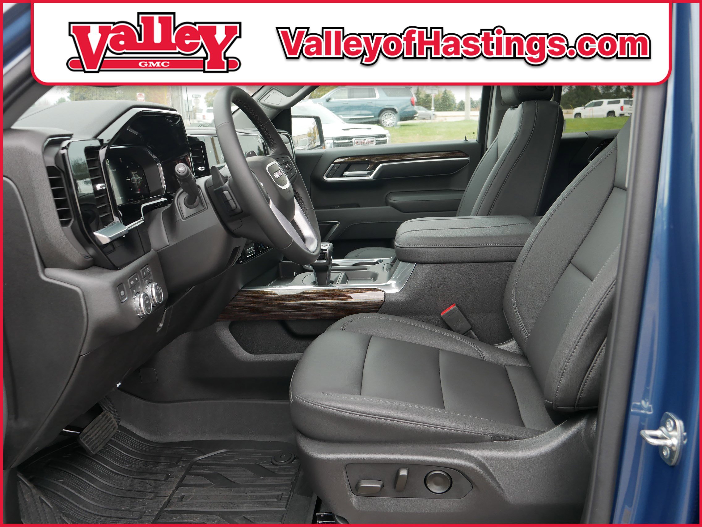 New 2026 GMC Sierra 1500 Elevation w/ Elevation Premium Package image 7