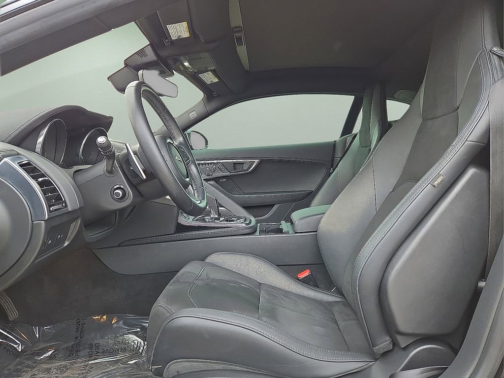Used 2020 Jaguar F-TYPE Coupe image 18
