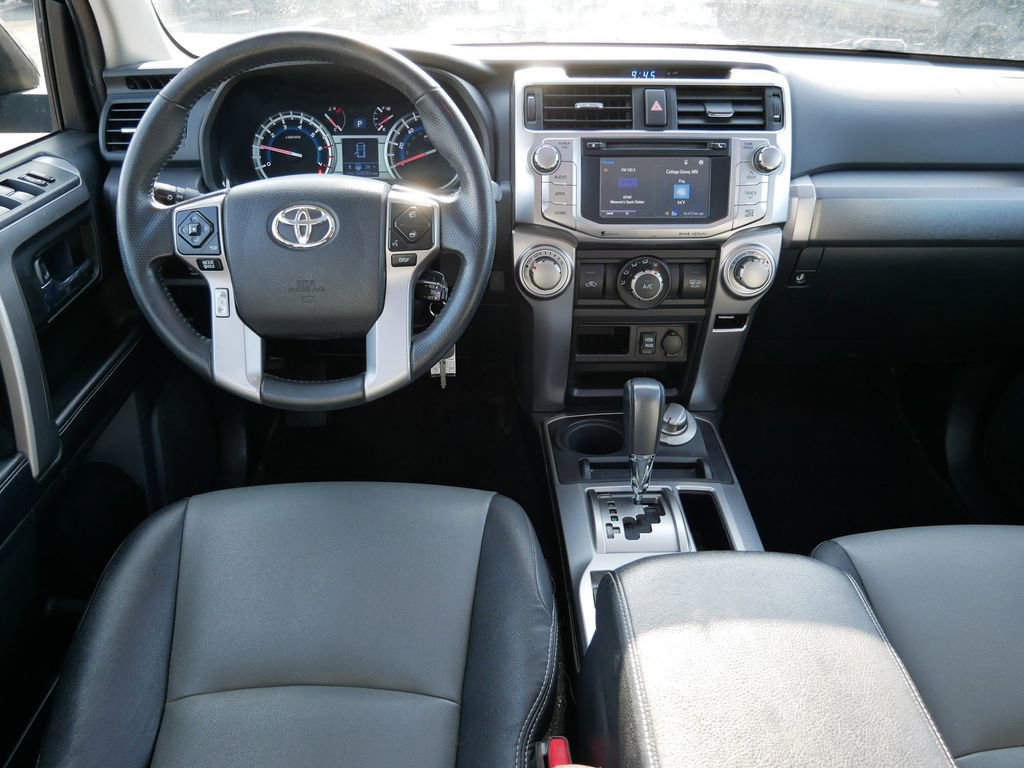Used 2017 Toyota 4Runner SR5 Premium image 14