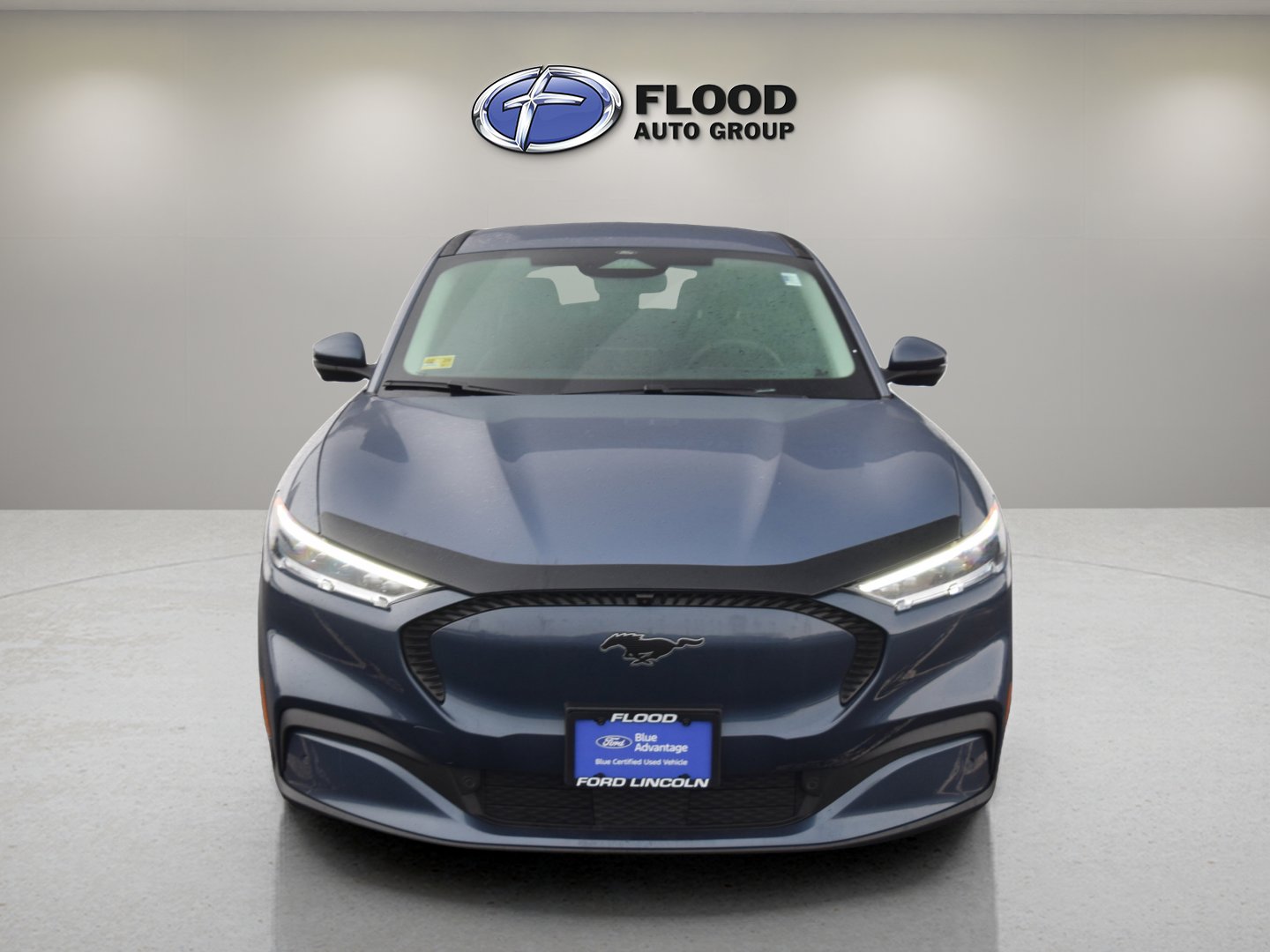 Certified 2021 Ford Mustang Mach-E Select w/ Comfort/Technology Package image 2