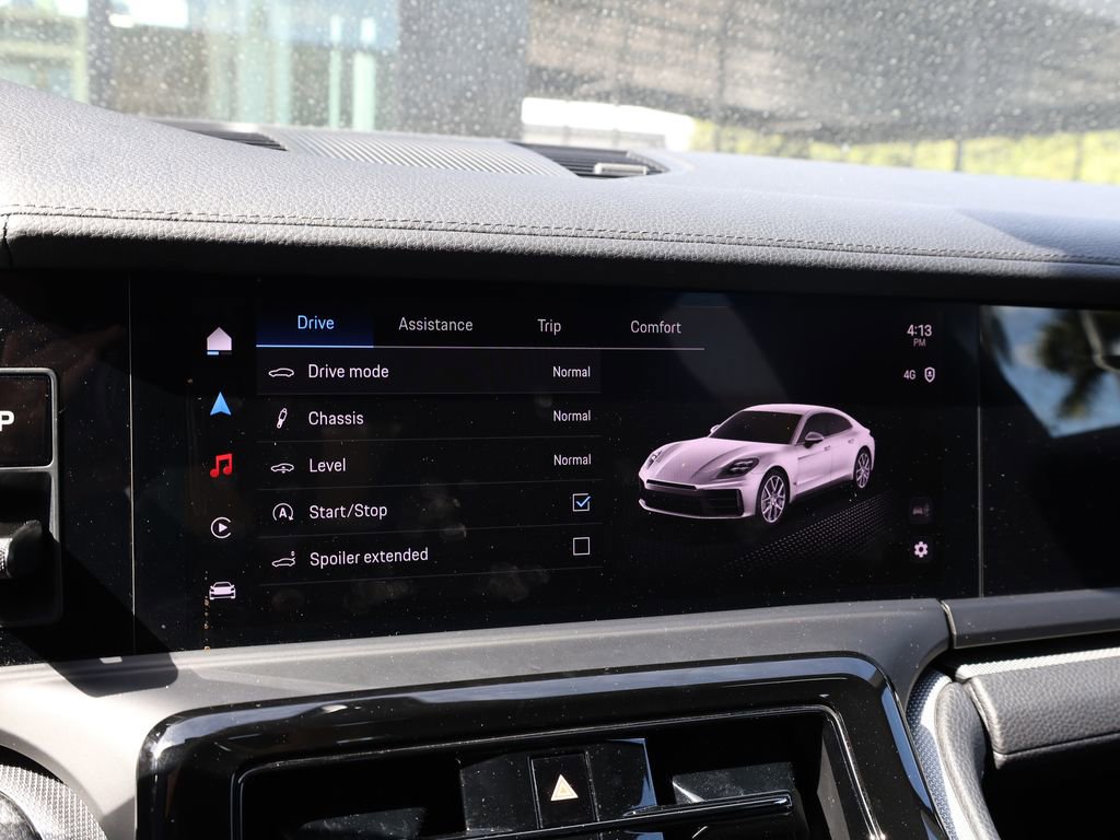 Used 2025 Porsche Panamera 4 image 32