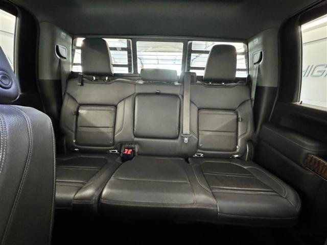 Used 2021 GMC Sierra 3500 Denali w/ Denali Ultimate Package AWD/4WD image 33