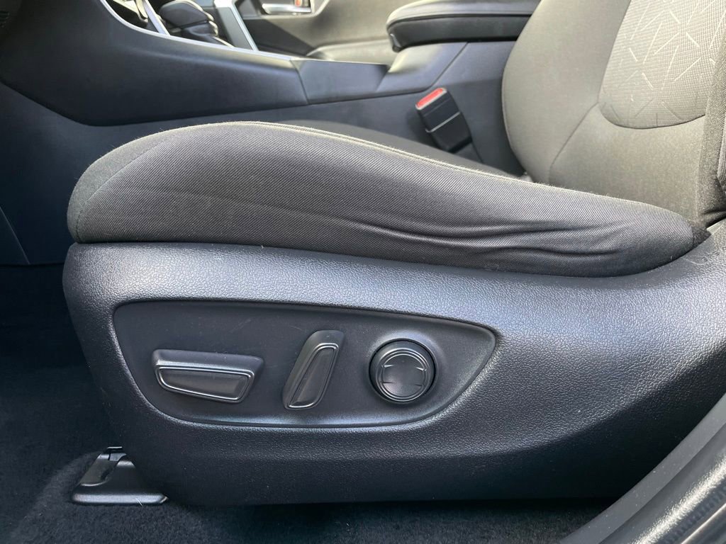 Used 2024 Toyota RAV4 XLE image 26
