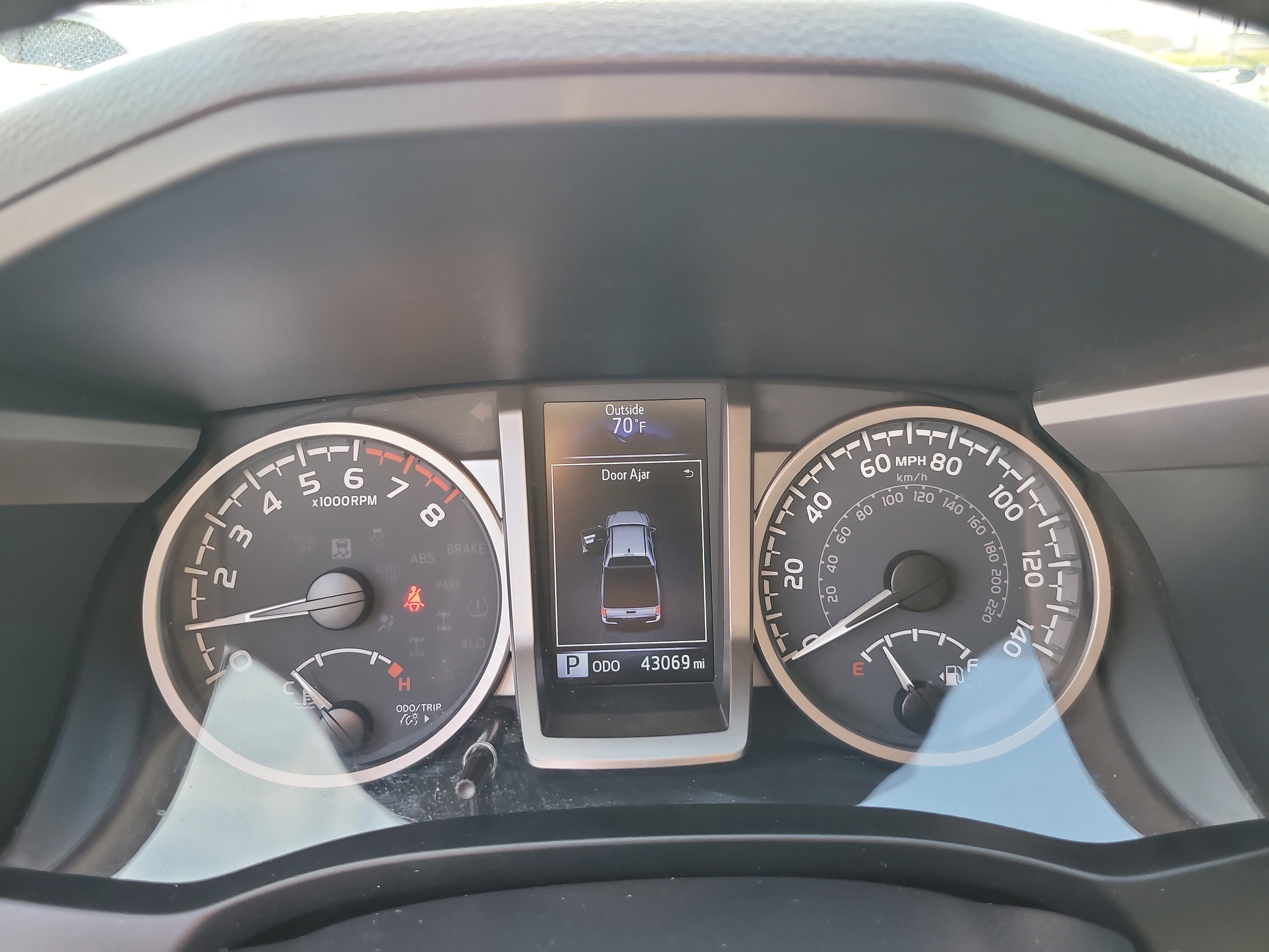 Used 2023 Toyota Tacoma SR5 w/ Technology Package AWD/4WD image 29