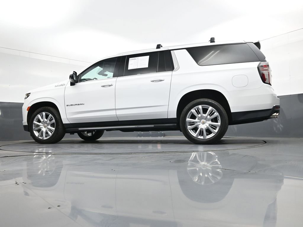 Used 2021 Chevrolet Suburban High Country image 42