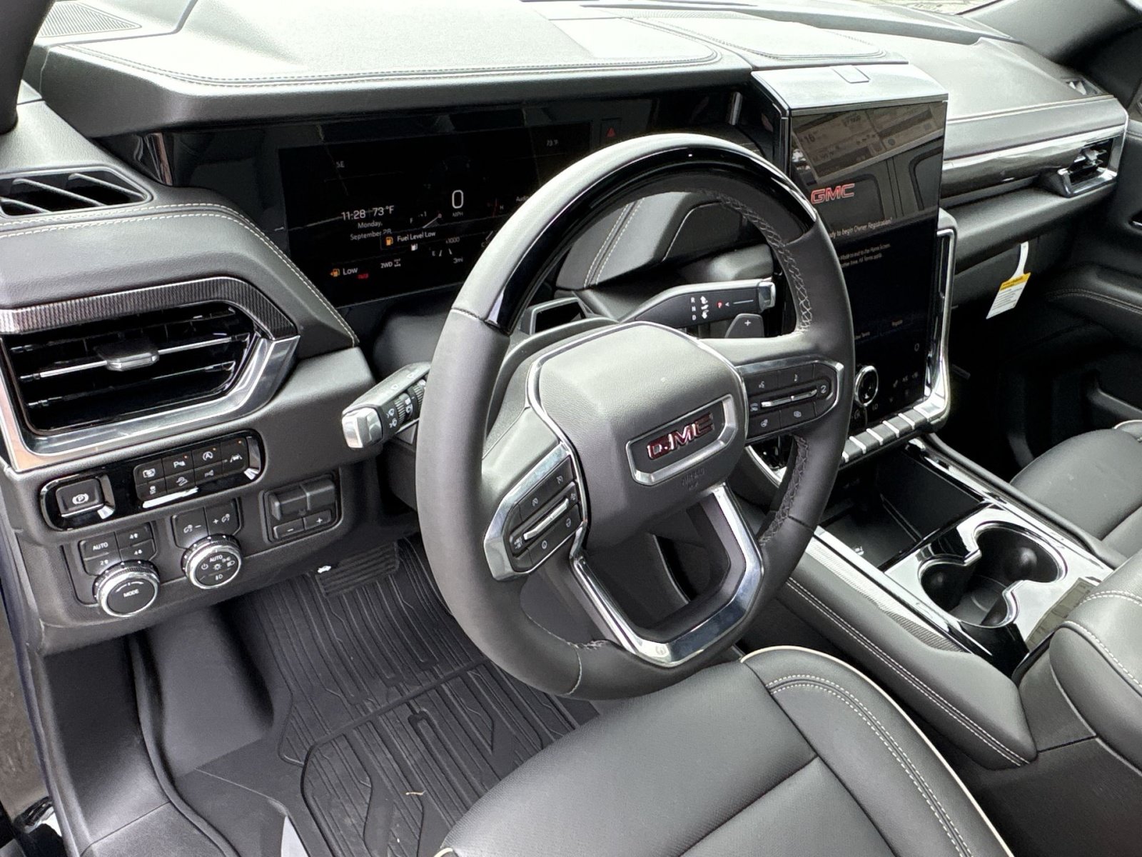 New 2026 GMC Yukon XL Elevation AWD/4WD image 16