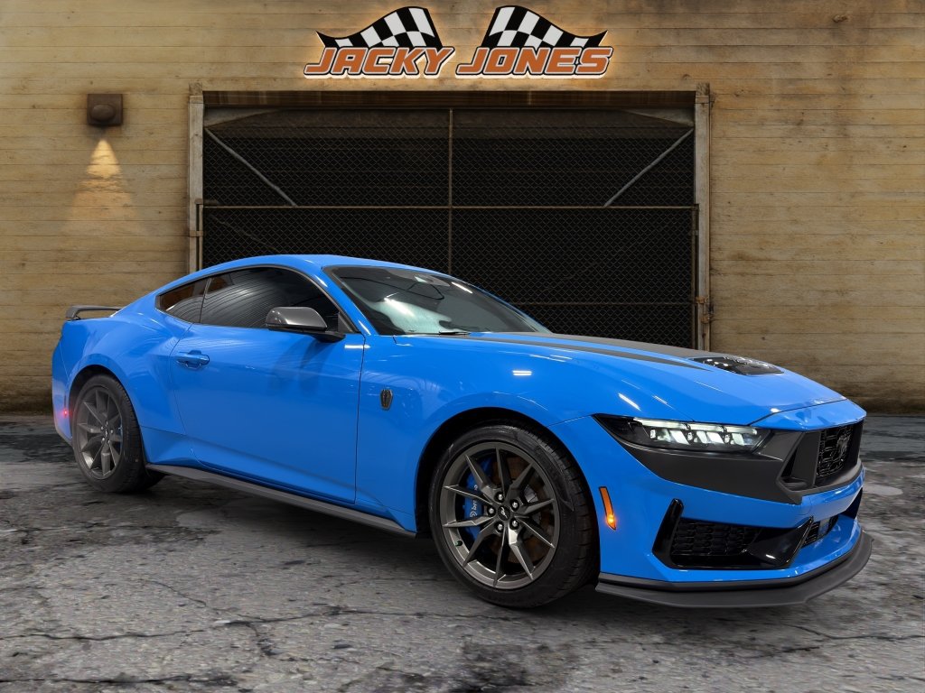 Used 2024 Ford Mustang Dark Horse RWD image 12
