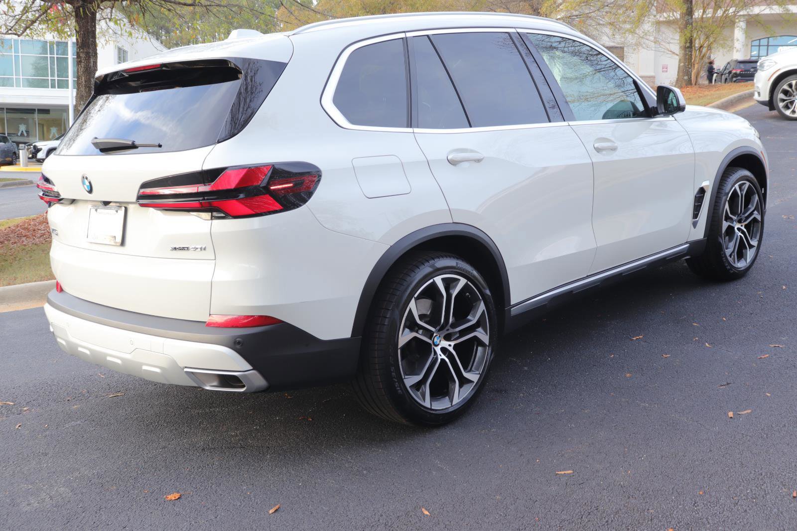 Certified 2024 BMW X5 xDrive40i w/ Premium Package image 7