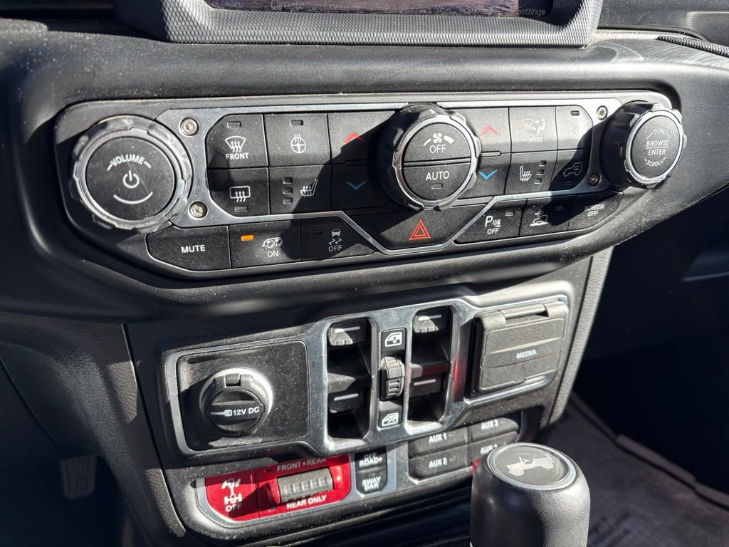 Used 2023 Jeep Wrangler Unlimited Rubicon 392 w/ Xtreme Recon 35" Tire Package image 16