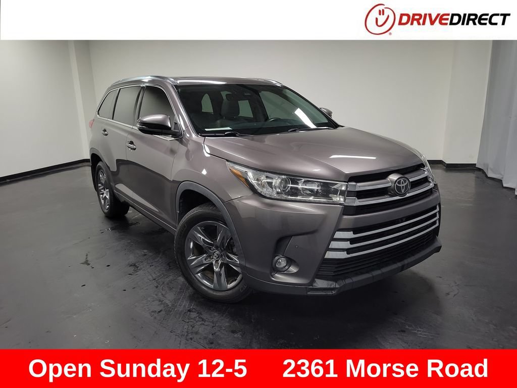 Used 2019 Toyota Highlander Limited Platinum AWD/4WD image 1