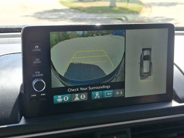 Used 2023 Honda Pilot Elite image 21