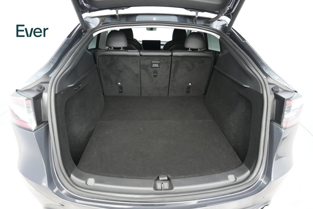 Used 2023 Tesla Model Y Long Range AWD/4WD image 8