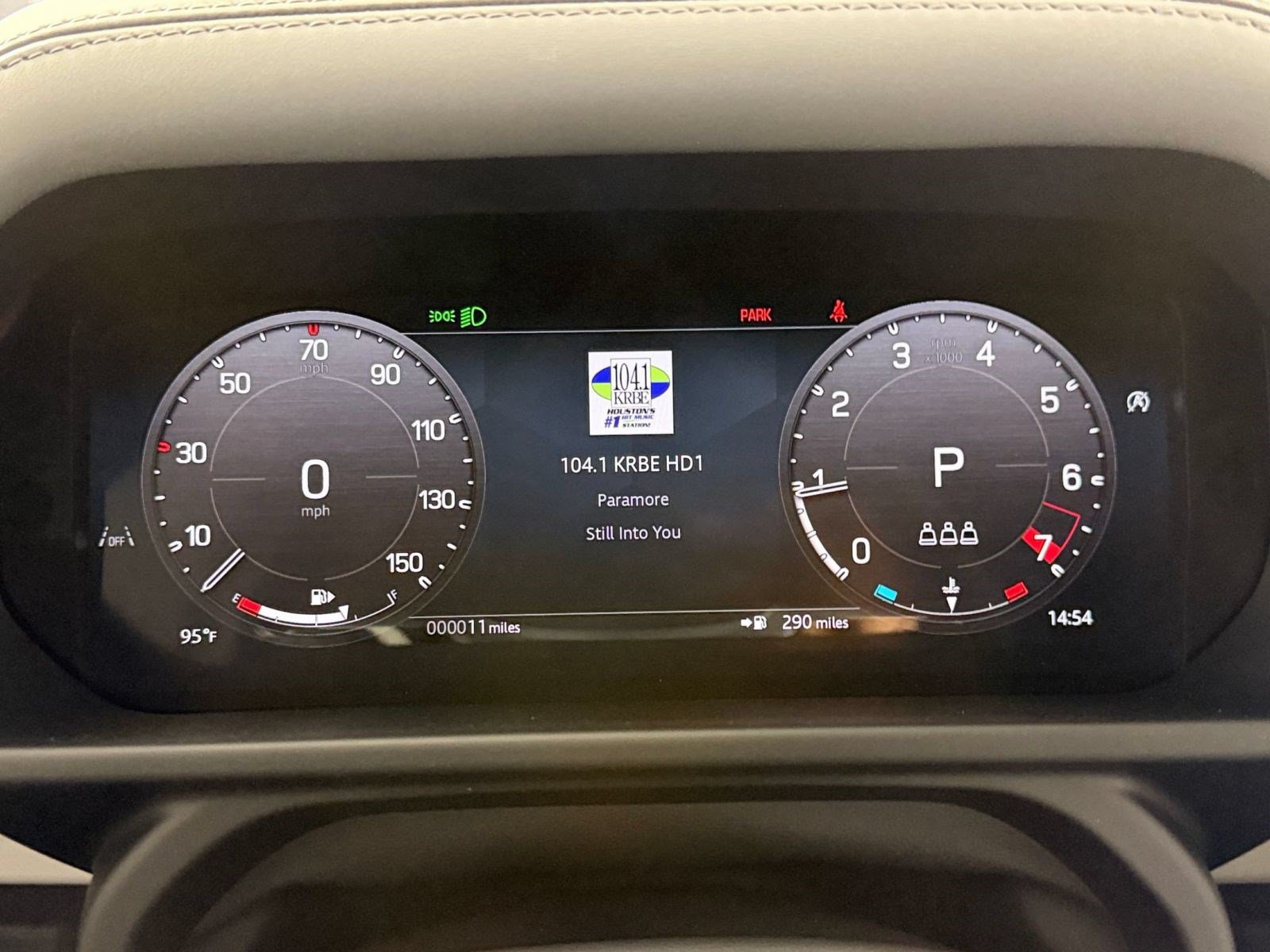 New 2026 Land Rover Defender 110 S AWD/4WD image 18
